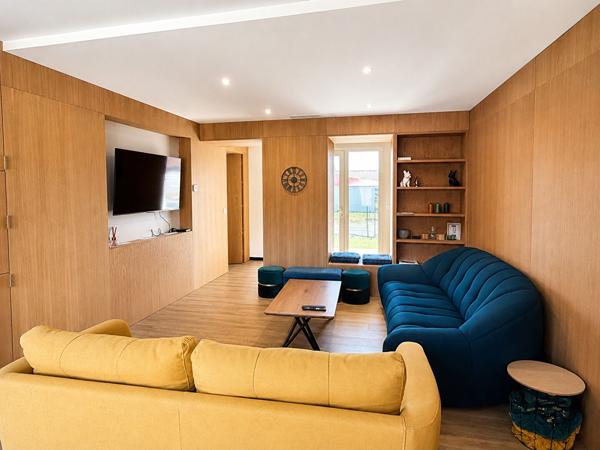 VILLA LANDAISE NEUVE AU COEUR DU VILLAGE, À DEUX PAS DE L'OCÉAN