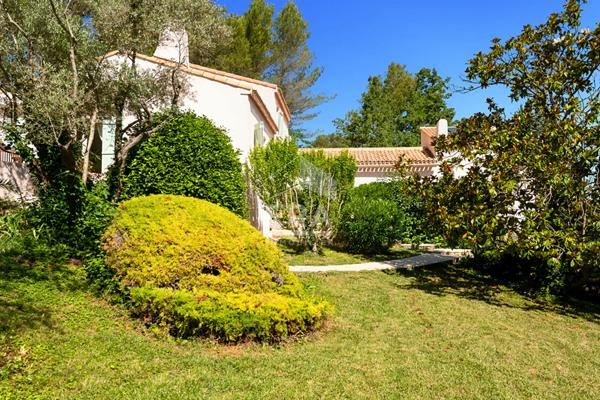 Maison Cabries 7 pièces 249 m2