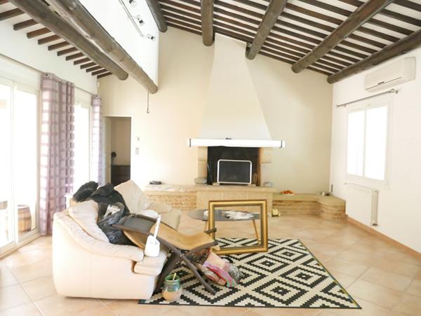 Villa individuelle T6 de plain pied de 149 m² dont véranda avec grand garage attenant de 30m² sur parcelle de terrain de 1480 m²