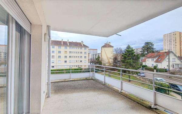 Appartement à vendre    4 pièces • 79 m2 Chenôve