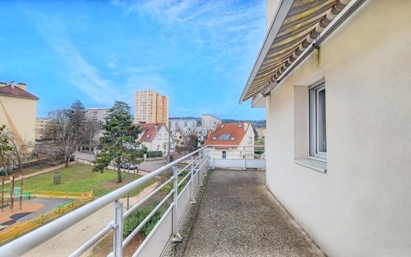 Appartement à vendre    4 pièces • 79 m2 Chenôve