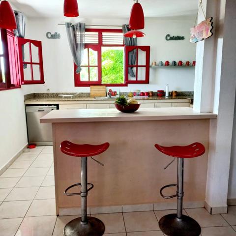 Maison de charme à vendre, 6 pièces LE GOSIER (971)