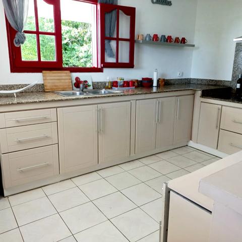 Maison de charme à vendre, 6 pièces LE GOSIER (971)