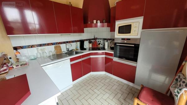 Maison à vendre à Sablé-sur-Sarthe dans la Sarthe (72300), ref : 72068-2052