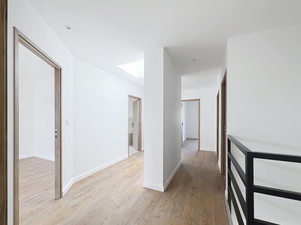 MAISON CORMONTREUIL