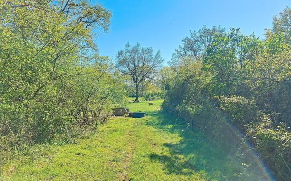 Terrain à vendre    Vaux