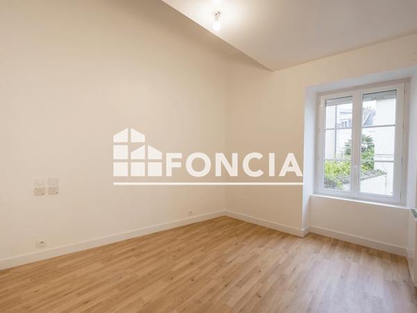 Location Appartement 2 pièces 35.37 m² - 20 RUE PAUL LIGNEUL Le Mans 72000