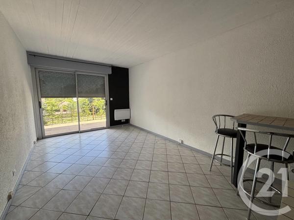 Appartement T2 à vendre  2 pièces - 40 m 2   BAGNOLES DE L ORNE NORMANDIE  - 61