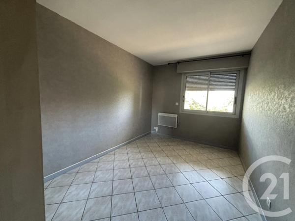 Appartement T2 à vendre  2 pièces - 40 m 2   BAGNOLES DE L ORNE NORMANDIE  - 61
