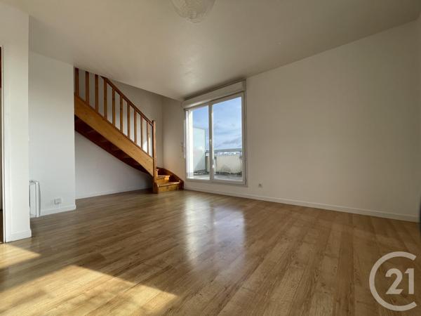 Appartement F3 à vendre  3 pièces - 61,70 m2 EVRY - 91