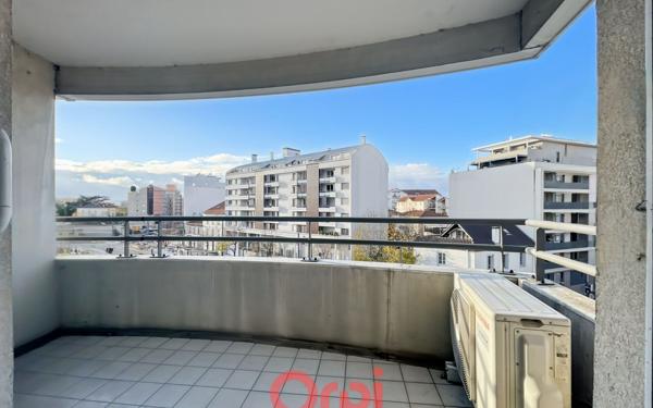Appartement à vendre    3 pièces • 67 m2 Villeurbanne