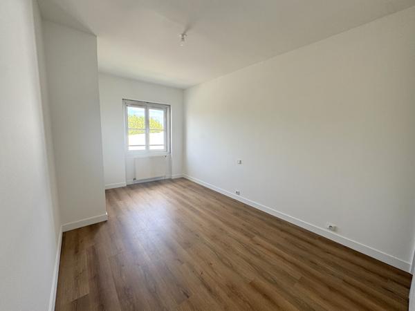 A louer - Royan marché central - Appartement 3 pièces rénovées - 64 m² - Lumineux