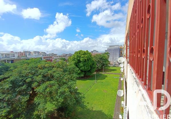 Appartement à vendre 6 pièces 99 m² Les Abymes