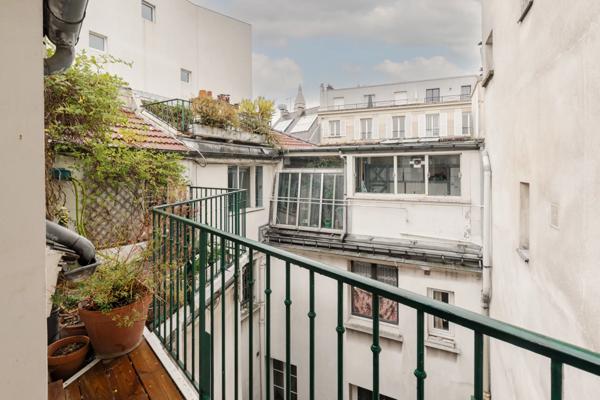 Appartement Paris 18e - HAUT MONTMARTRE / PLACE JEAN BAPTISTE CLÉMENT