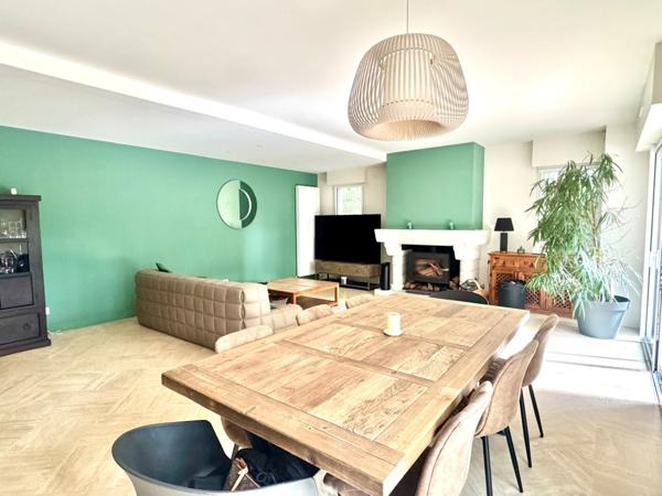 LA BAULE AQUABAULE-MAISON DE 201M2 9P-PROCHE DES COMMERCES-A DEUX PAS DE LA MER- TERRASSE-JARDIN-2 GARAGES