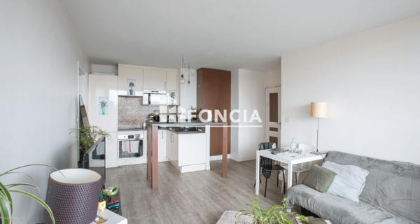 À vendre Appartement 3 pièces 45 m² - Paris 75018