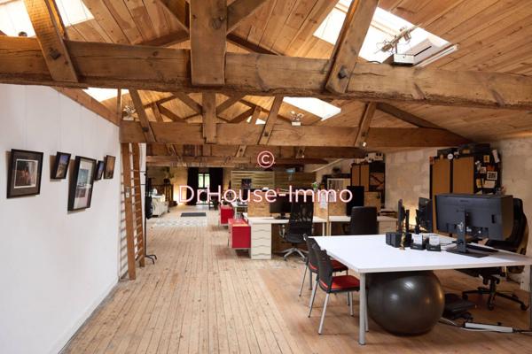 Bureau à vendre 5 pièces de 380 m²