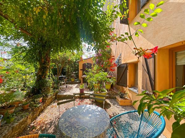 MAISON DE HAMEAU 7 PIECES 5 CHAMBRES