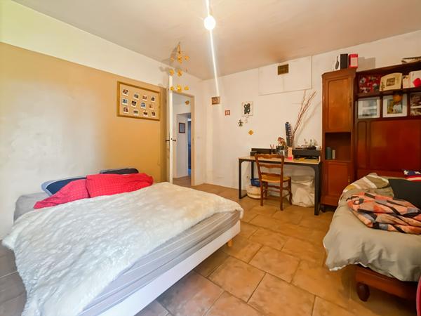 MAISON DE HAMEAU 7 PIECES 5 CHAMBRES