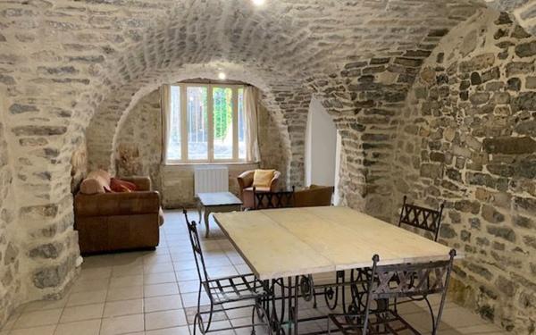 Maison à louer    4 pièces • 103 m2 Clarensac