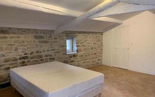 Maison à louer    4 pièces • 103 m2 Clarensac