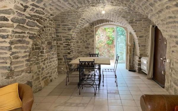 Maison à louer    4 pièces • 103 m2 Clarensac