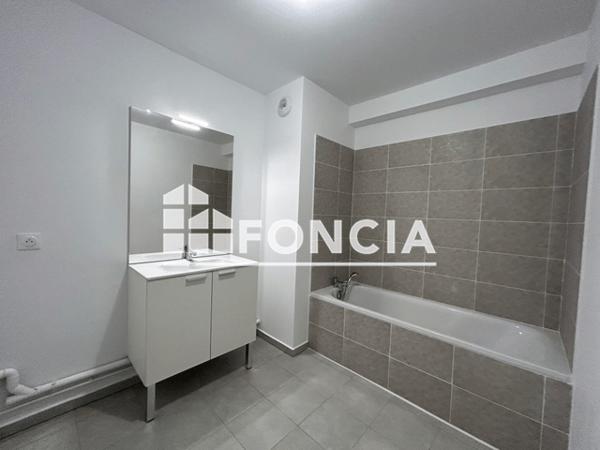 Location Appartement 3 pièces 65.57 m² - LES JARDINS D'ARC Amiens 80000