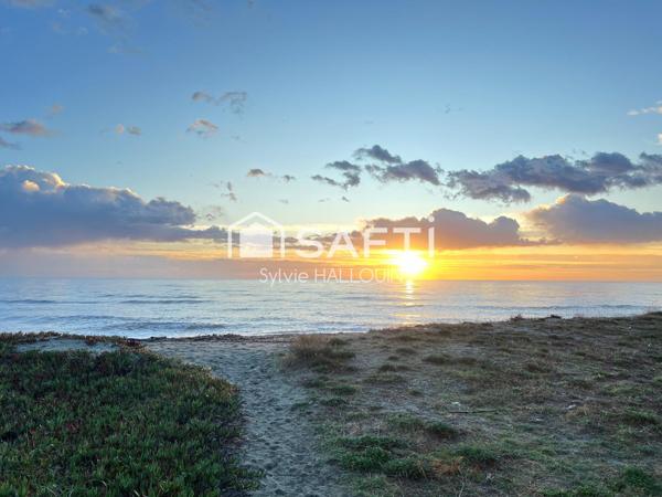 Appartement T2 bord de mer 34m² jardin 80m² parking