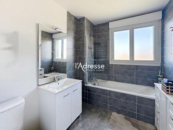 l'Adresse Immobilier - Plaisance du Touch - Maison T4 de 80.2 m2 avec jardin et 2 places de parkings privés