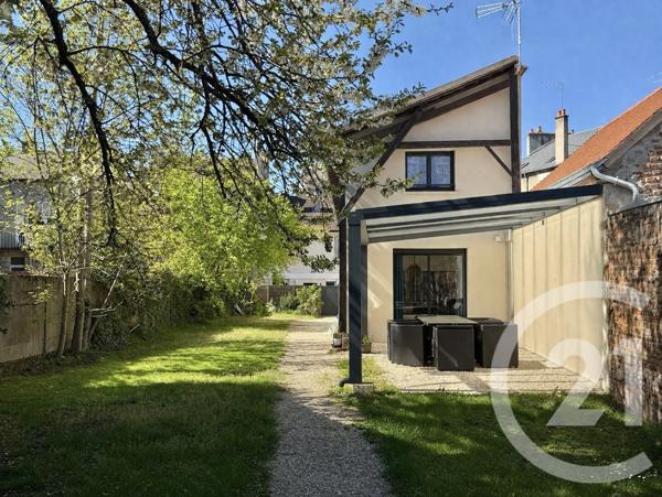 Maison à vendre  6 pièces - 122,10 m2 MOULINS - 03