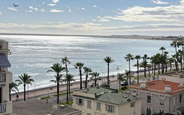 Appartement à vendre    3 pièces • 79 m2 Nice