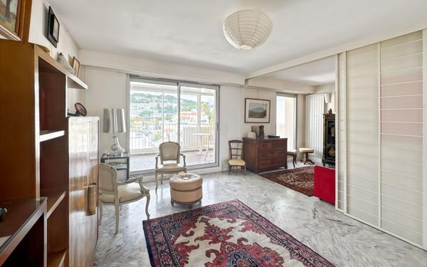 Appartement à vendre    3 pièces • 79 m2 Nice