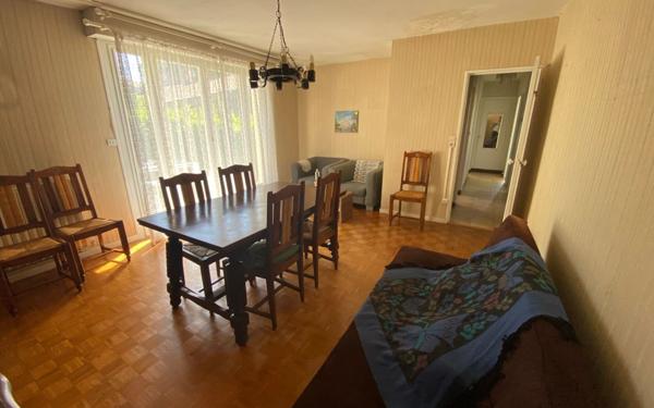 Maison à vendre    4 pièces •  Saint-Loubès