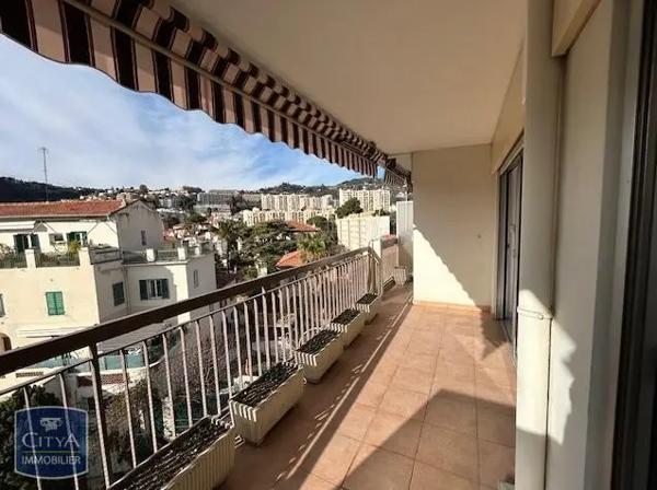 Appartement à louer 3 pièces 65.27m²