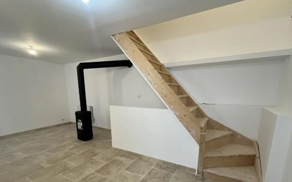 Maison à vendre    2 pièces •  Hyères