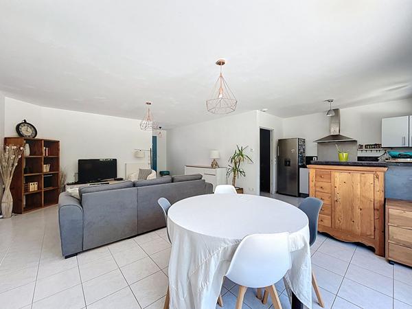 Charmante maison plain-pied à vendre à Sainte Soulle - 3 chambres, calme et récente