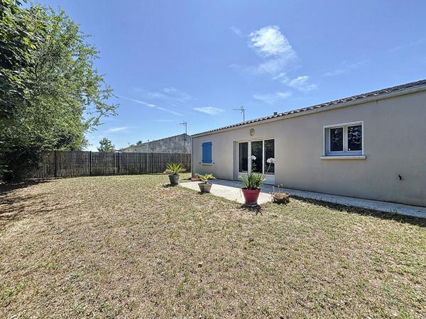 Charmante maison plain-pied à vendre à Sainte Soulle - 3 chambres, calme et récente