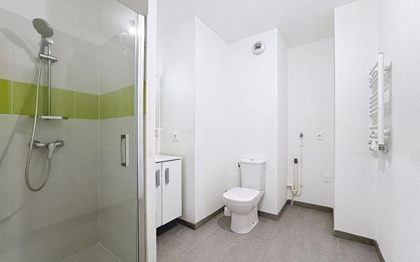 Appartement à vendre    1 pièce •  La Rochelle