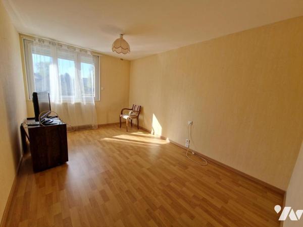 PONTIVY (56) Appartement T3 - Cave - Parking