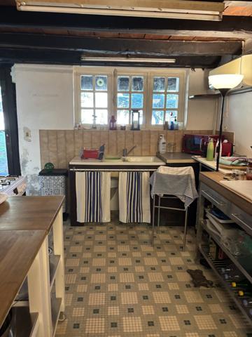 Itxassou (64250) Itxassou - Ancienne ferme du XVII sur 1,6 HA de terrain, avec de nombreuses possibilités d'aménagement