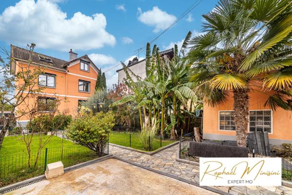 Choisy-le-Roi (94600) Choisy-le-Roi Gondoles Sud – Maison 7 pièces avec jardin, sous-sol et garage