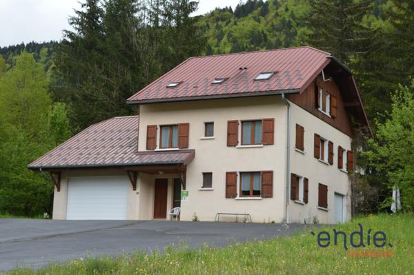A vendre Immeuble à Lélex 01410