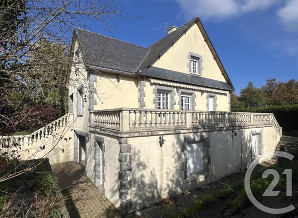 Maison à vendre  9 pièces - 232 m2 CUILLE - 53