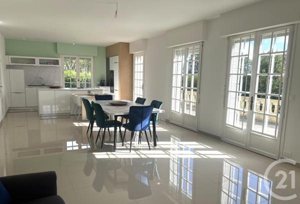 Maison à vendre  9 pièces - 232 m2 CUILLE - 53