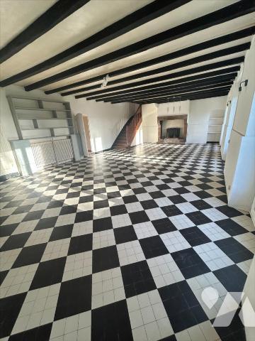 Queven, maison en pierre 144 m2 , 1450 m2 de jardin