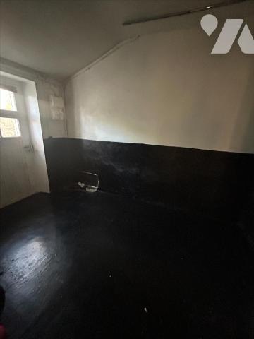 Queven, maison en pierre 144 m2 , 1450 m2 de jardin