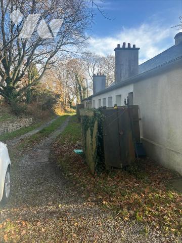 Queven, maison en pierre 144 m2 , 1450 m2 de jardin