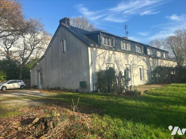 Queven, maison en pierre 144 m2 , 1450 m2 de jardin