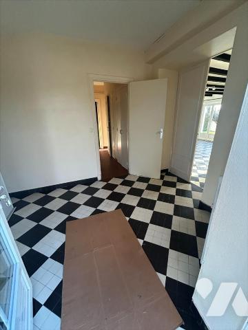 Queven, maison en pierre 144 m2 , 1450 m2 de jardin