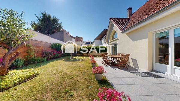 Maison de plain-pied avec garages et jardin – Wimereux centre
